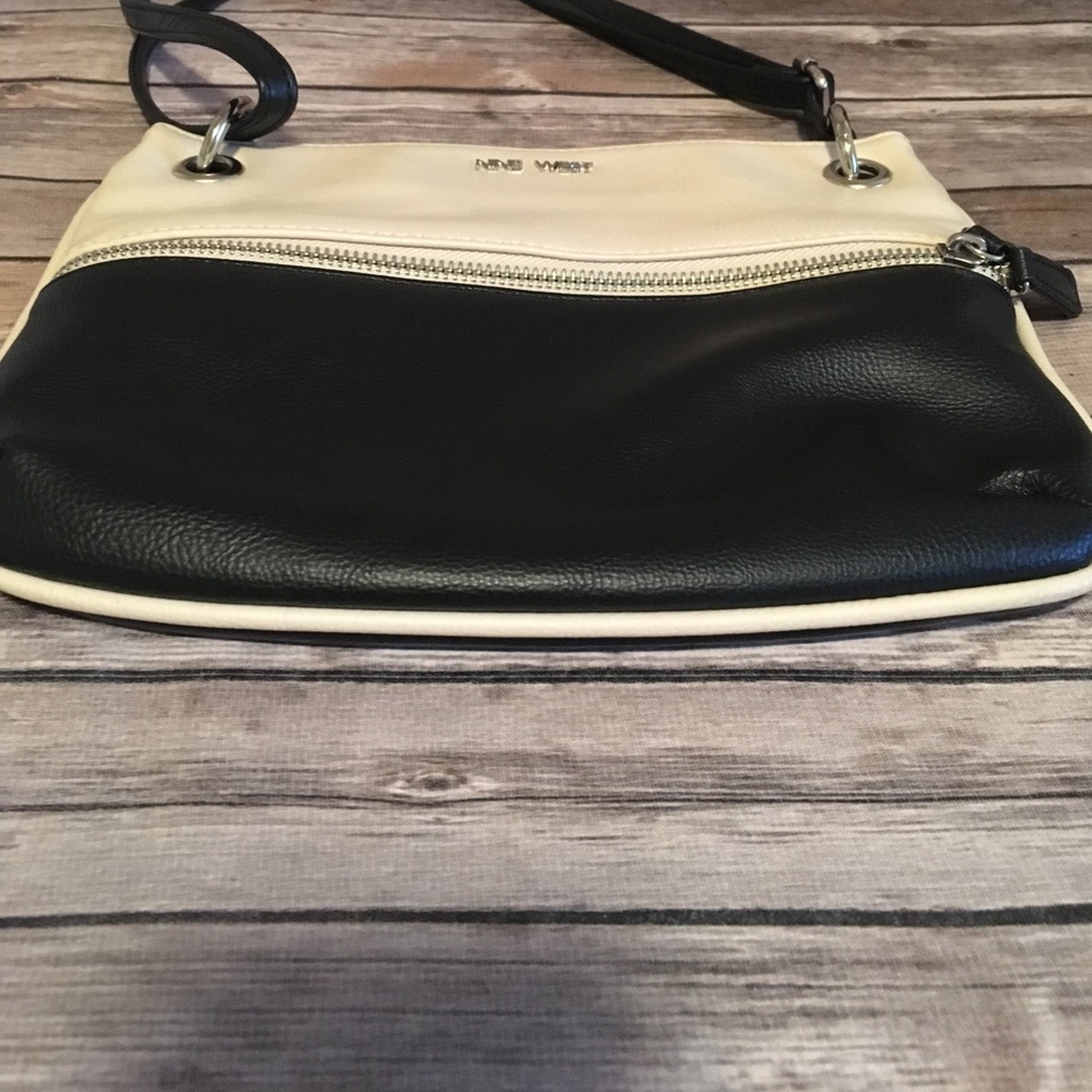 Nine West Small Crossbody Purse - Picture 7 of 7