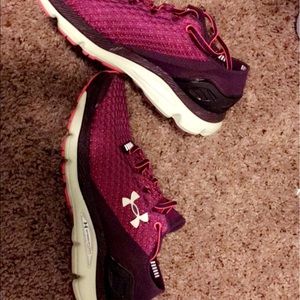 7.5 under armour shoes. Brand new