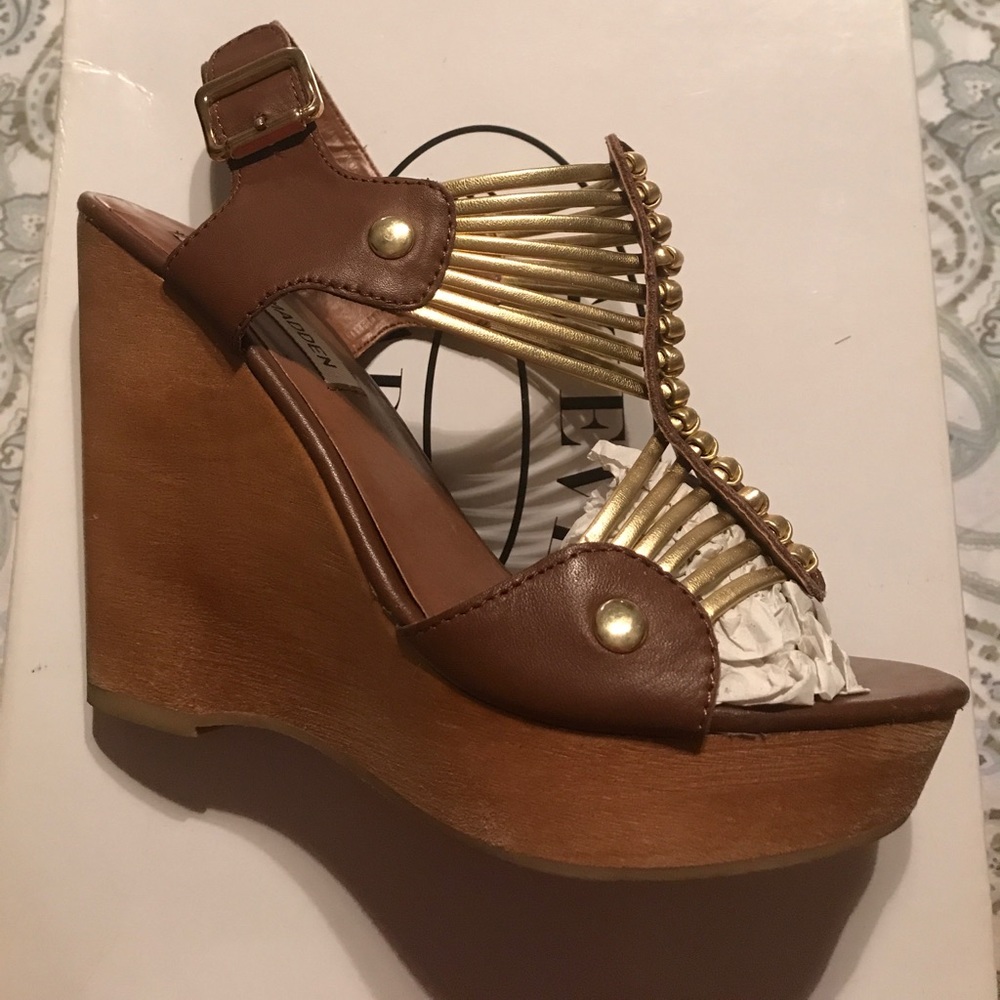 Steve Madden Wedges