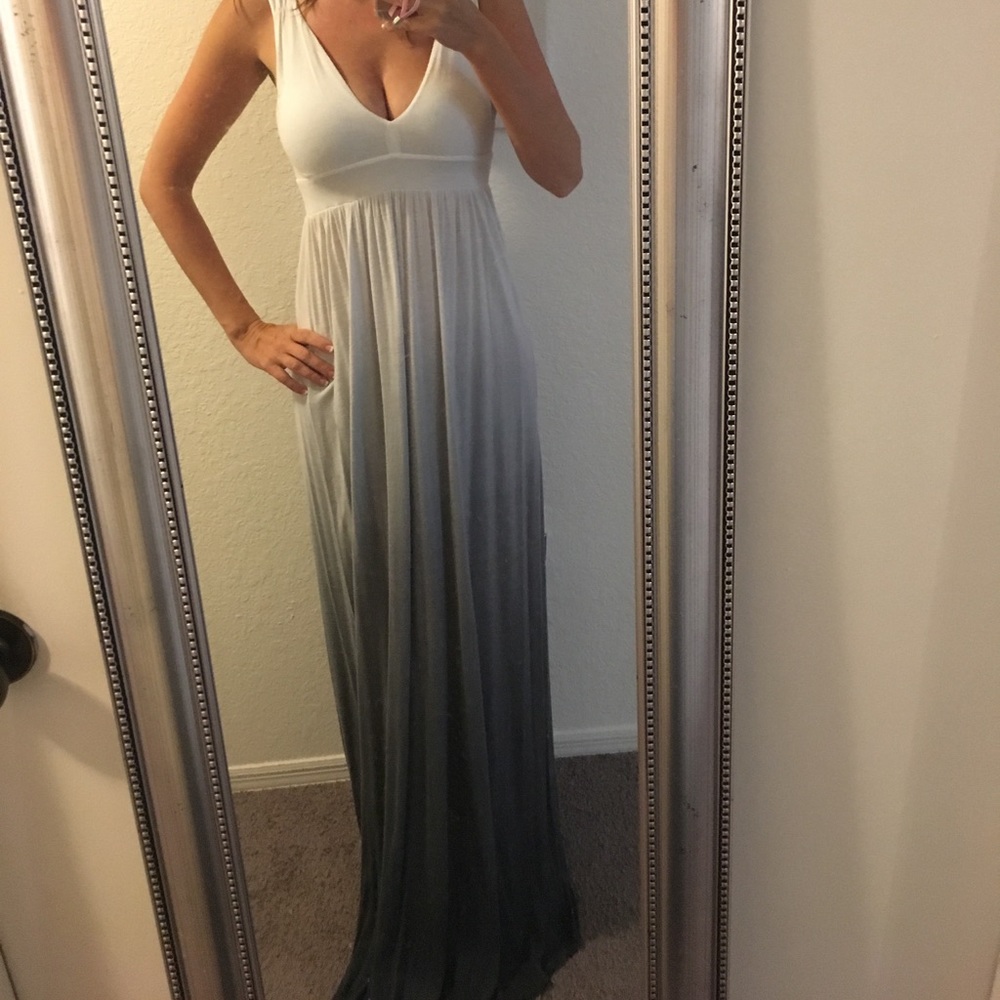 Kristen Davis Grey Hombre Maxi Dress