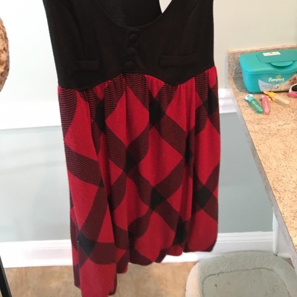 Dress - Picture 2 of 3