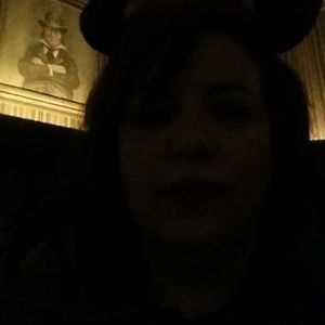 Meet your Posher, Catherine