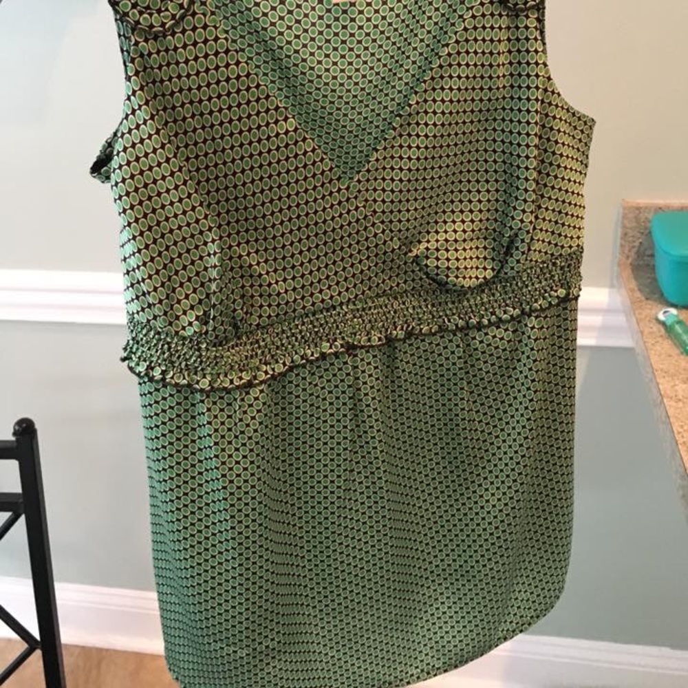 Top - Picture 2 of 2