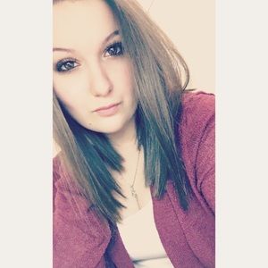 Meet your Posher, Alyssa