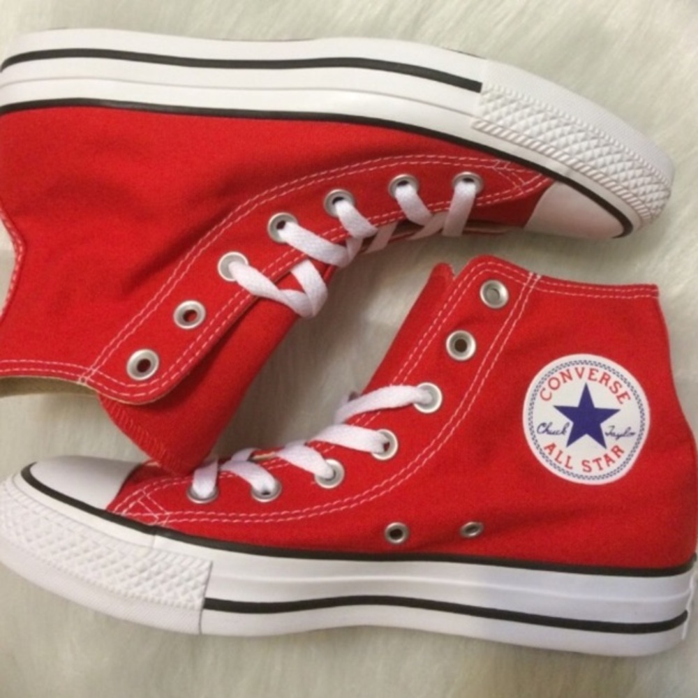 CONVERSE CHUCK TAYLORS WOMENS RED - Picture 8 of 8