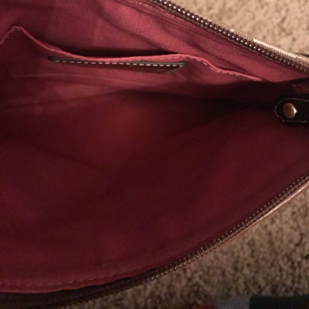 Coach purse - Picture 2 of 3