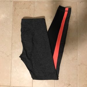 Under Armour workout pants (leggings)