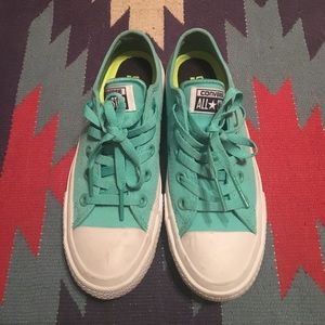 low chuck taylors with lunaralon