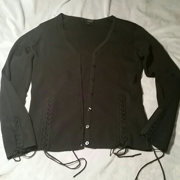 Classic black sweater - Picture 1 of 3