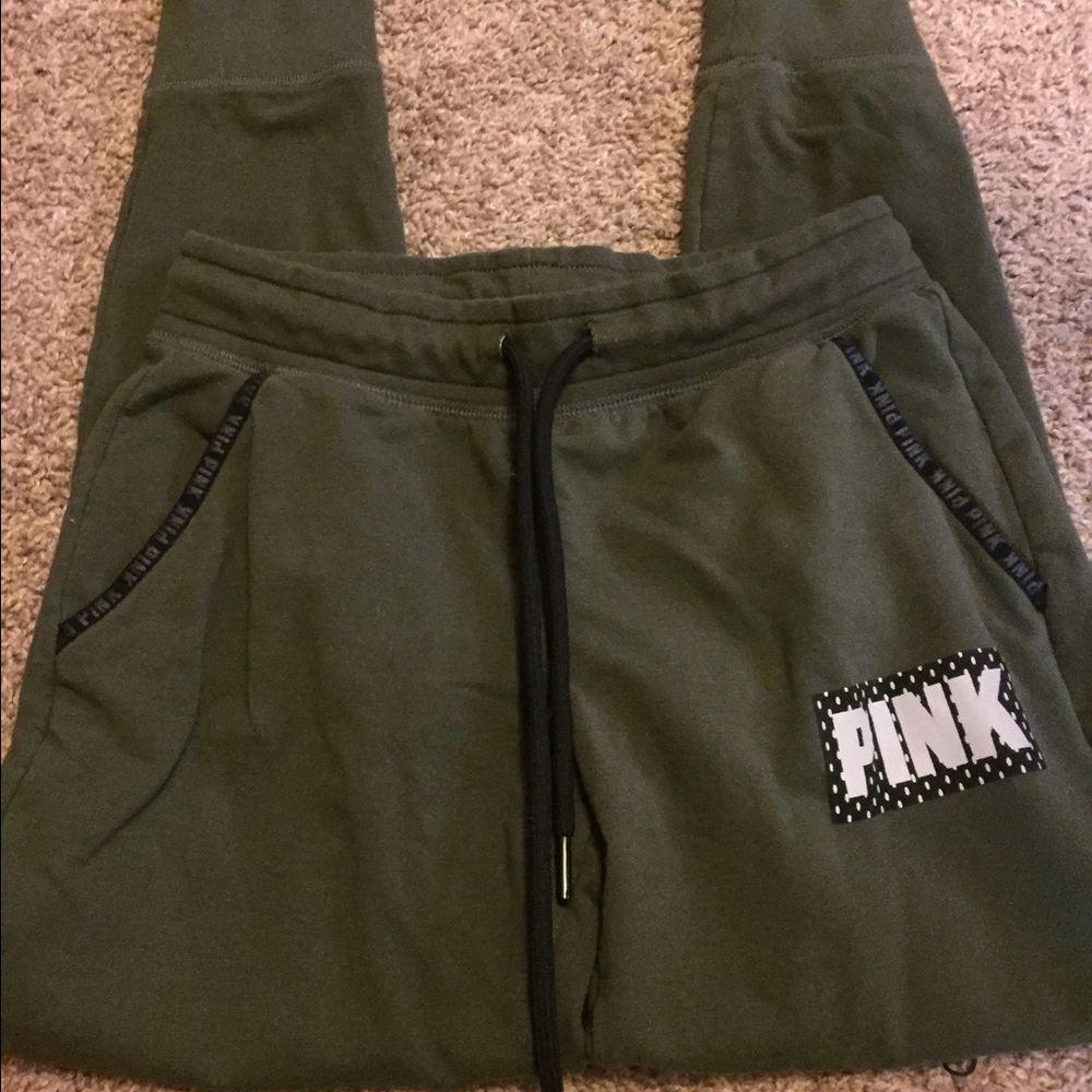 🔴 traded 🔴Victoria secret pink joggers