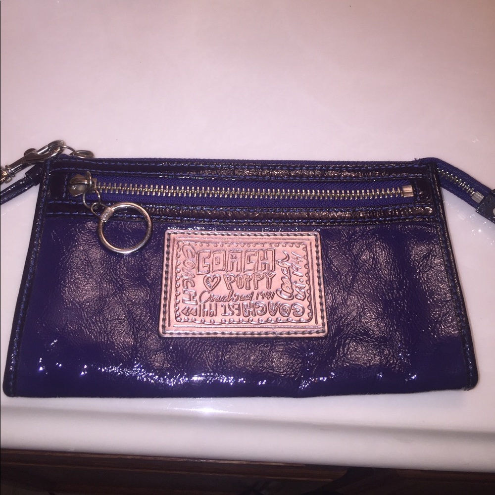 Coach Poppy wristlet