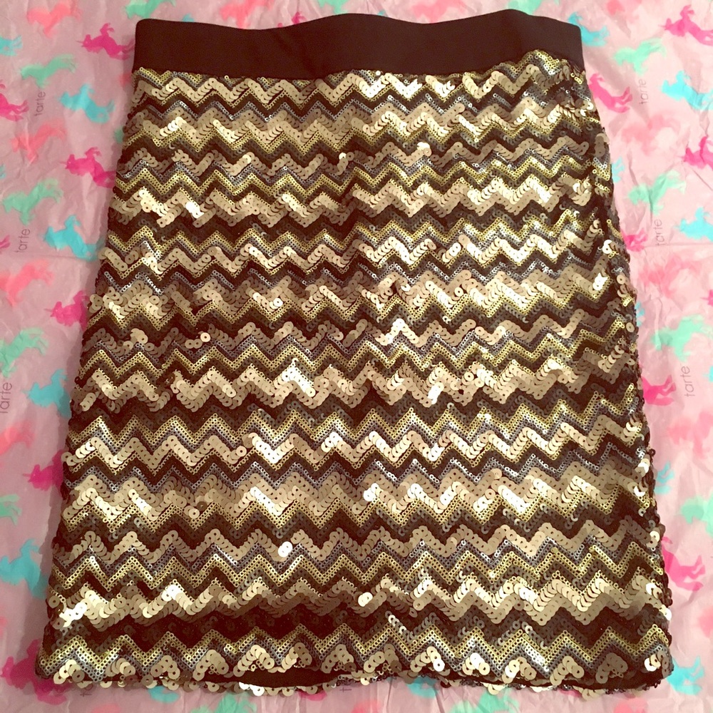 Sequin pencil skirt
