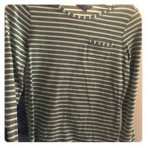Casual Green lands end Long sleeve T