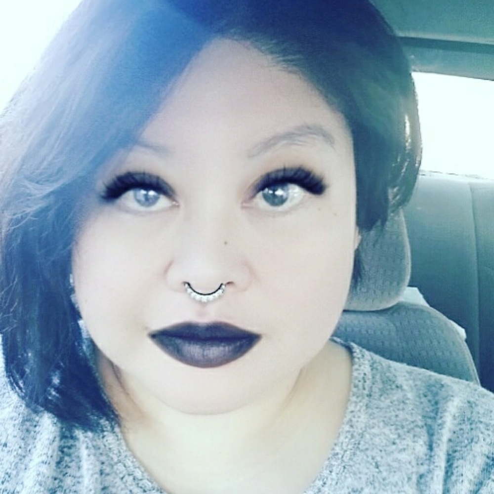 Meet Your Posher, Gina