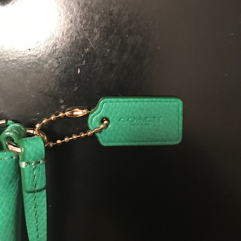 Coach wristlet - Picture 6 of 6