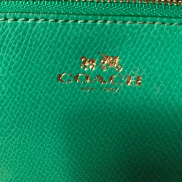Coach wristlet - Picture 3 of 6