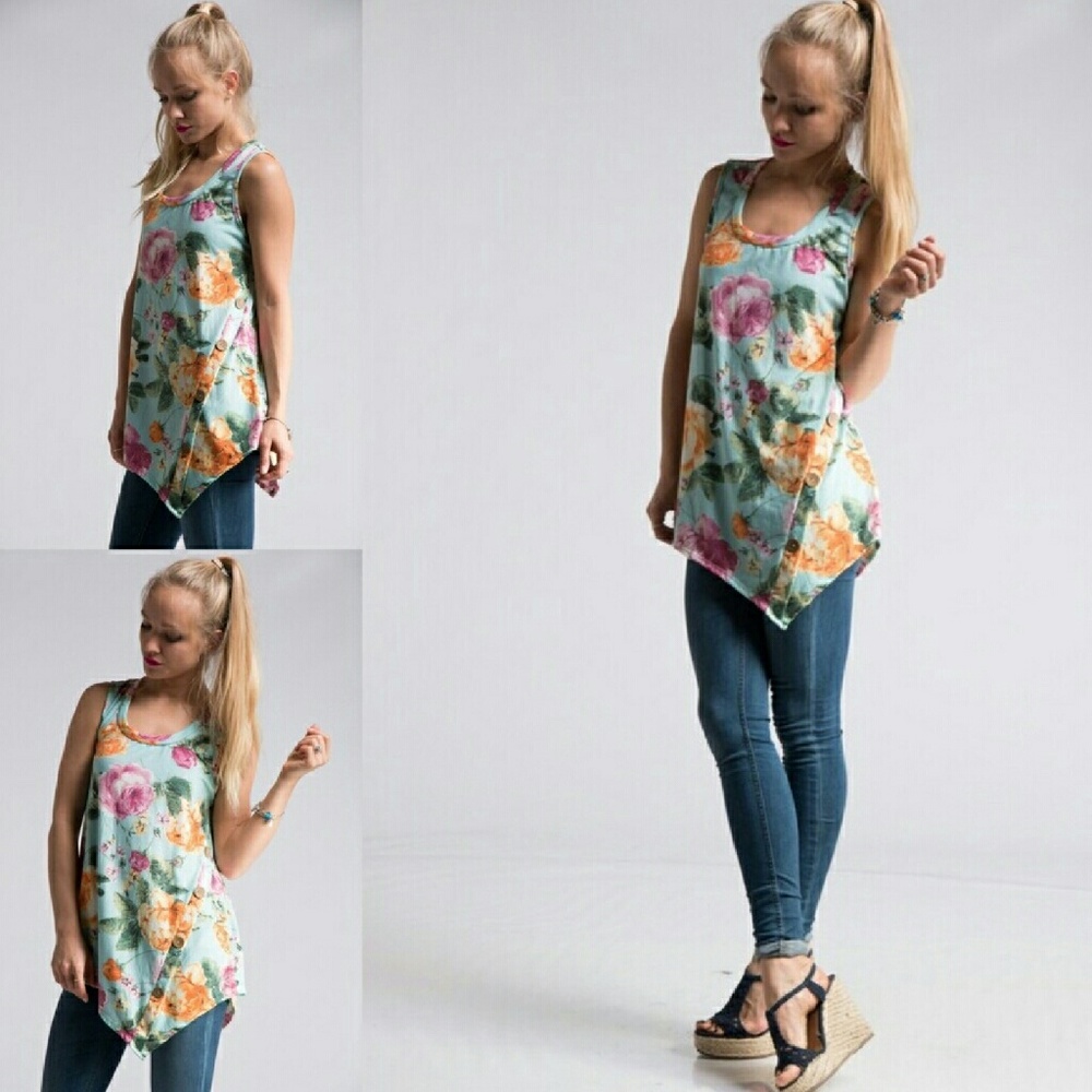 Boutique Asymmetrical Floral Sleeveless Top