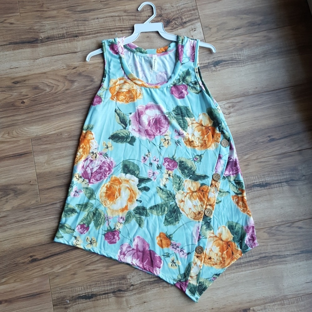 Boutique Asymmetrical Floral Sleeveless Top - Picture 3 of 5