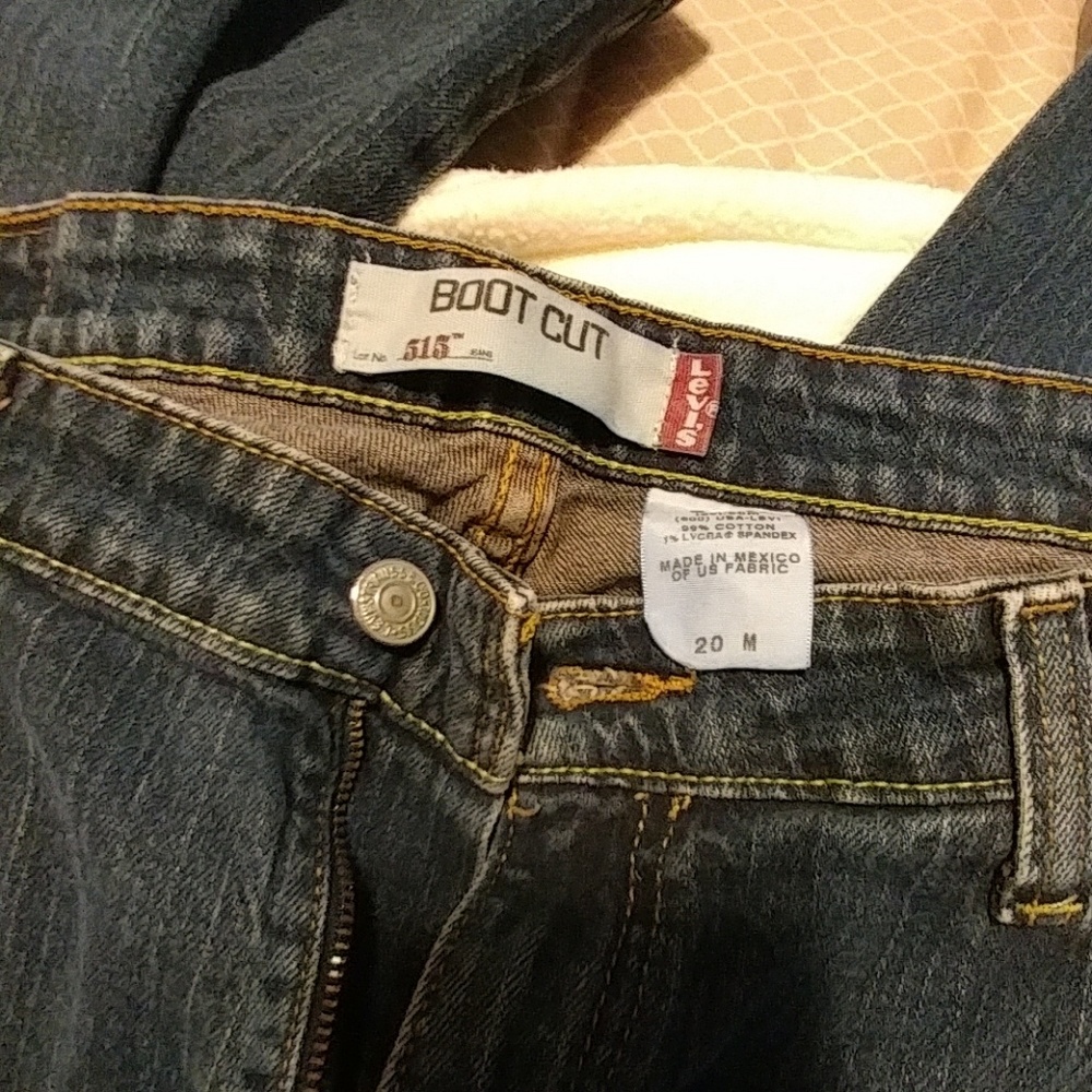 Womens Levi Jeans