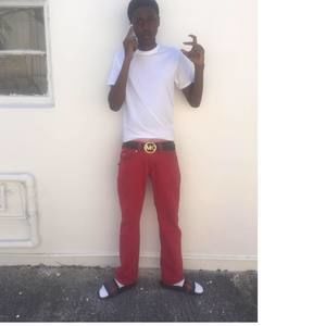 Meet your Posher, Sharmion