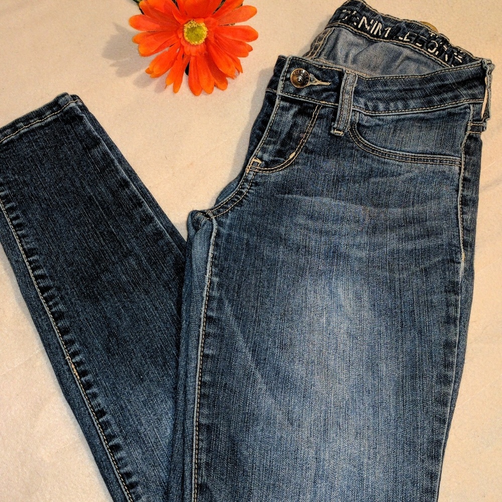Bullhead Skinny Jeans