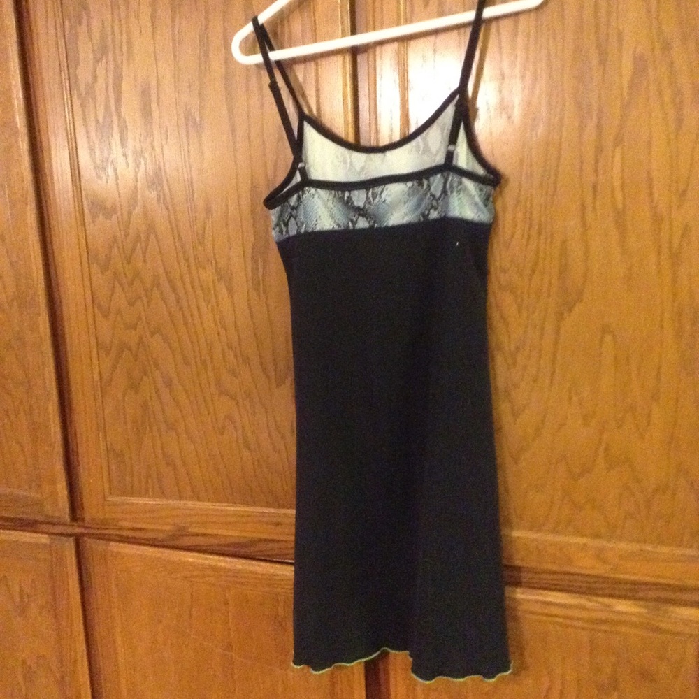 Dress - Picture 2 of 2
