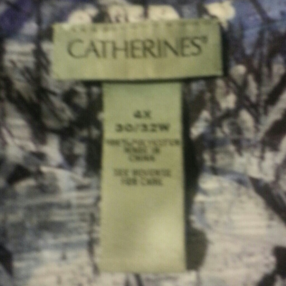 Catherines Tank Top - Picture 2 of 4