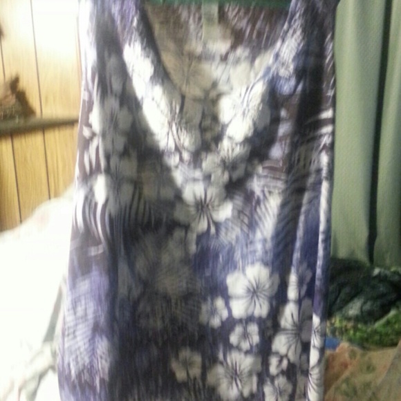 Catherines Tank Top - Picture 4 of 4