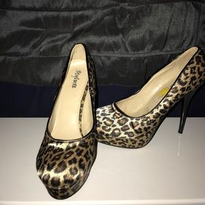 Leopard heels