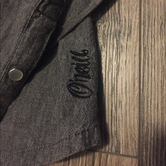O'Neil button up - Picture 2 of 4