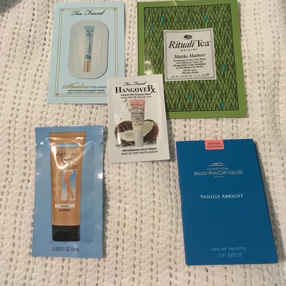 Cosmetic samples - Picture 4 of 4