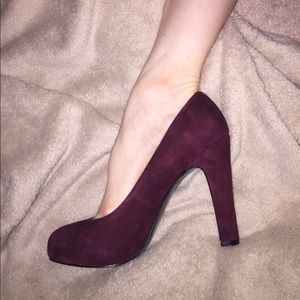 Nine West pumps