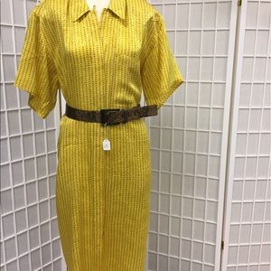 Dressbarn woman Dress Yellow Gray perfect size 8