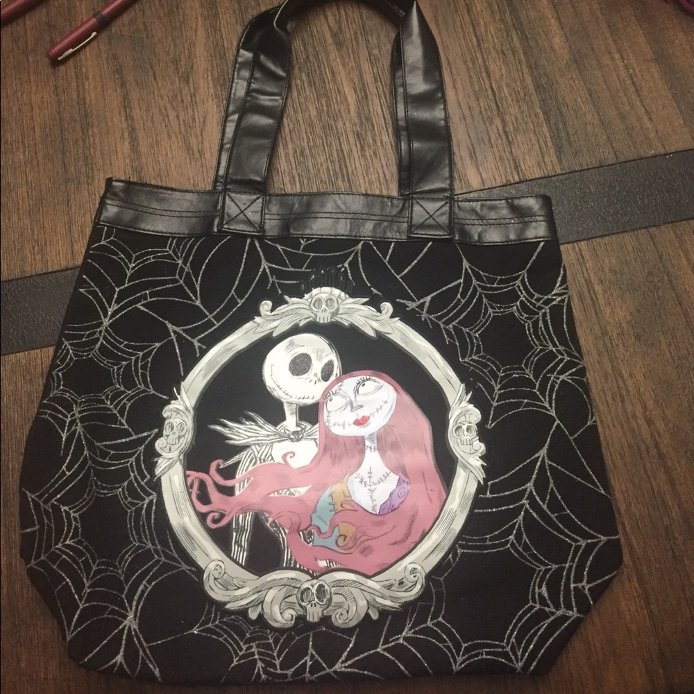 ❤️s o l d ❤️ Nightmare Before Christmas tote. 👜