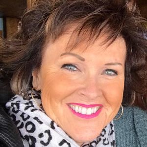 Meet your Posher, Rhonda