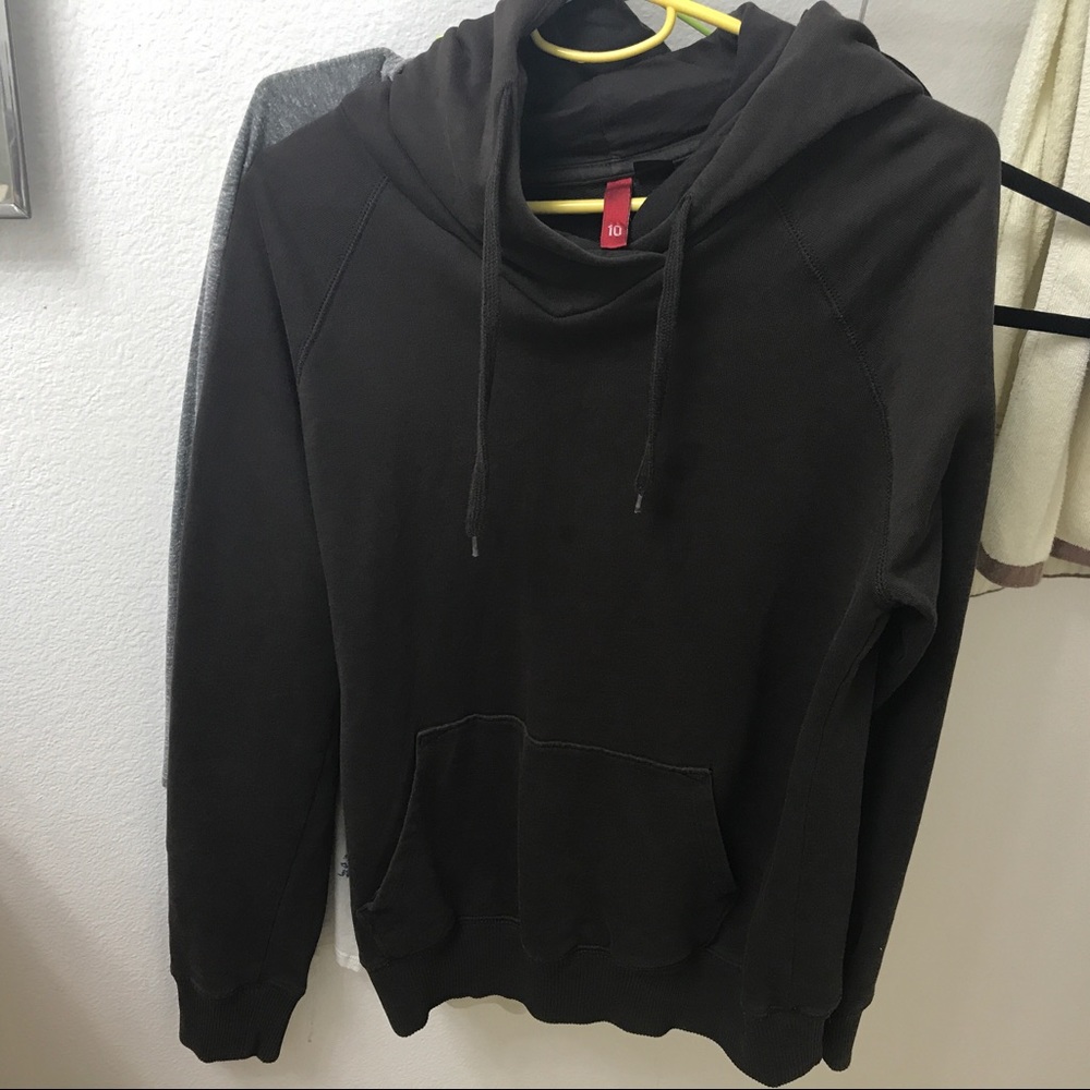 Dark brown hoodie from H&M
