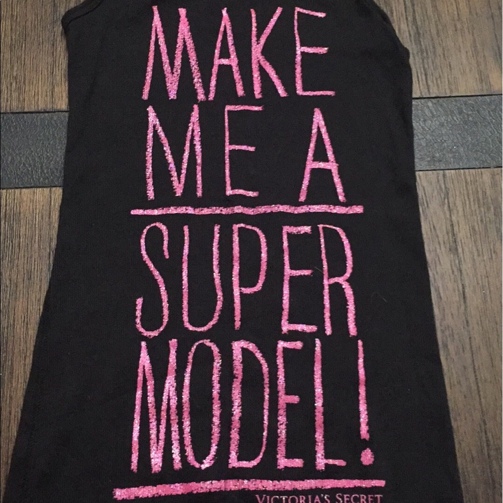 ❣️ SOLD ❣️VS make me a supermodel. 🎀