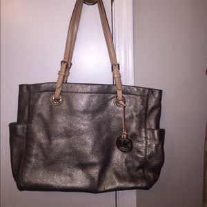Silver Micheal Kors purse