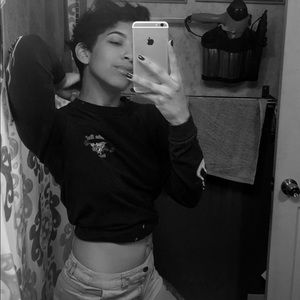 Meet your Posher, Julia