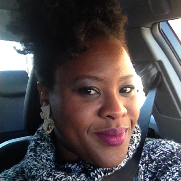 Meet your Posher, Breonne - Picture 2 of 8