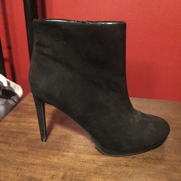 Heeled booties - Picture 2 of 4