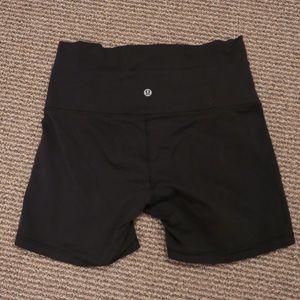 Lululemon fold over shorts (wunder short)