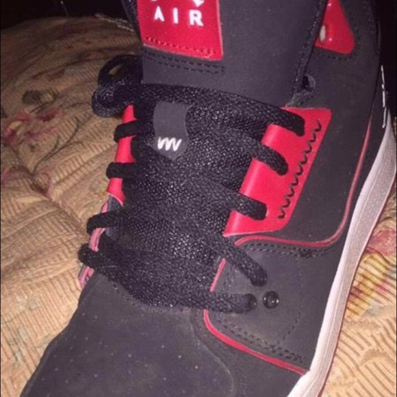 Shoes - Picture 1 of 1