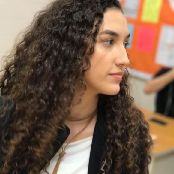 Meet your Posher, Gyselle - Picture 1 of 1