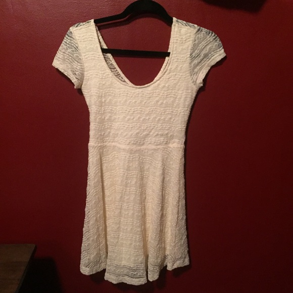 Forever 21 white lace dress - Picture 1 of 3