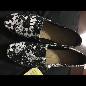 TOMS FLORAL PRINT