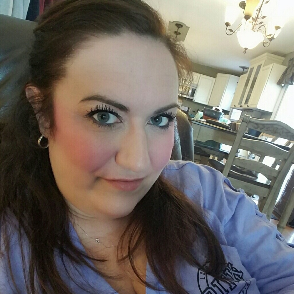 Meet your Posher, Jade