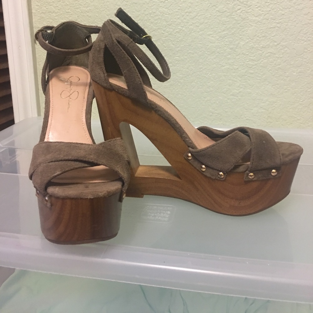 Jessica Simpson "Nikki"