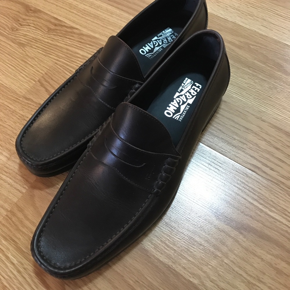 Salvatore Ferregamo Traversino Brown Loafer