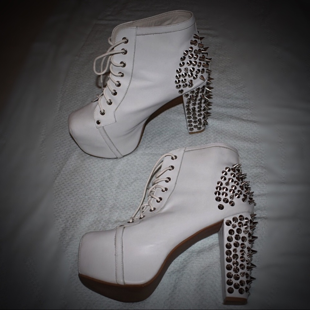 Pre-loved Jeffrey Campbell White Spiked Litas